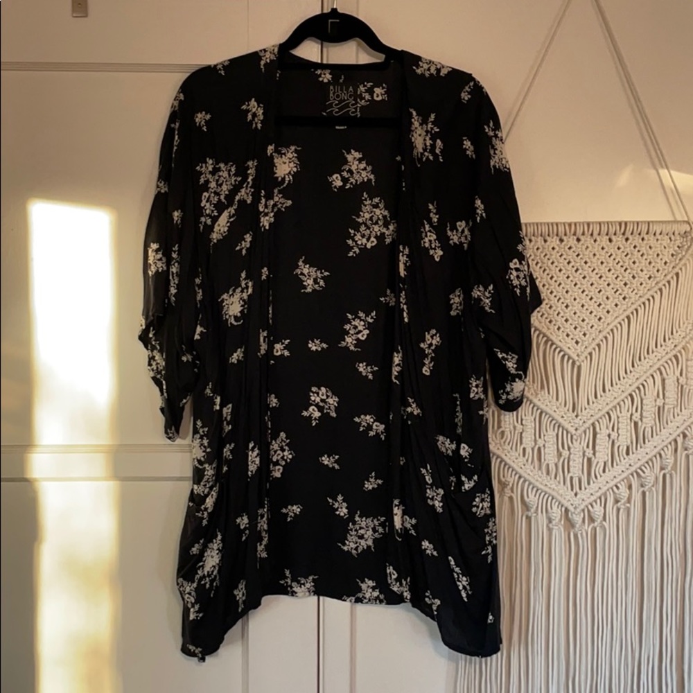 Billabong navy blue kimono